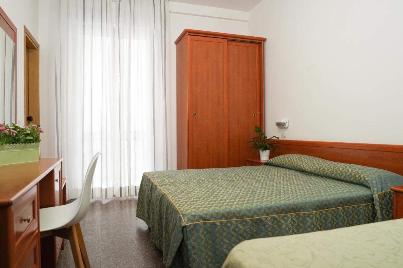 Hotel International Gabicce Mare Luaran gambar