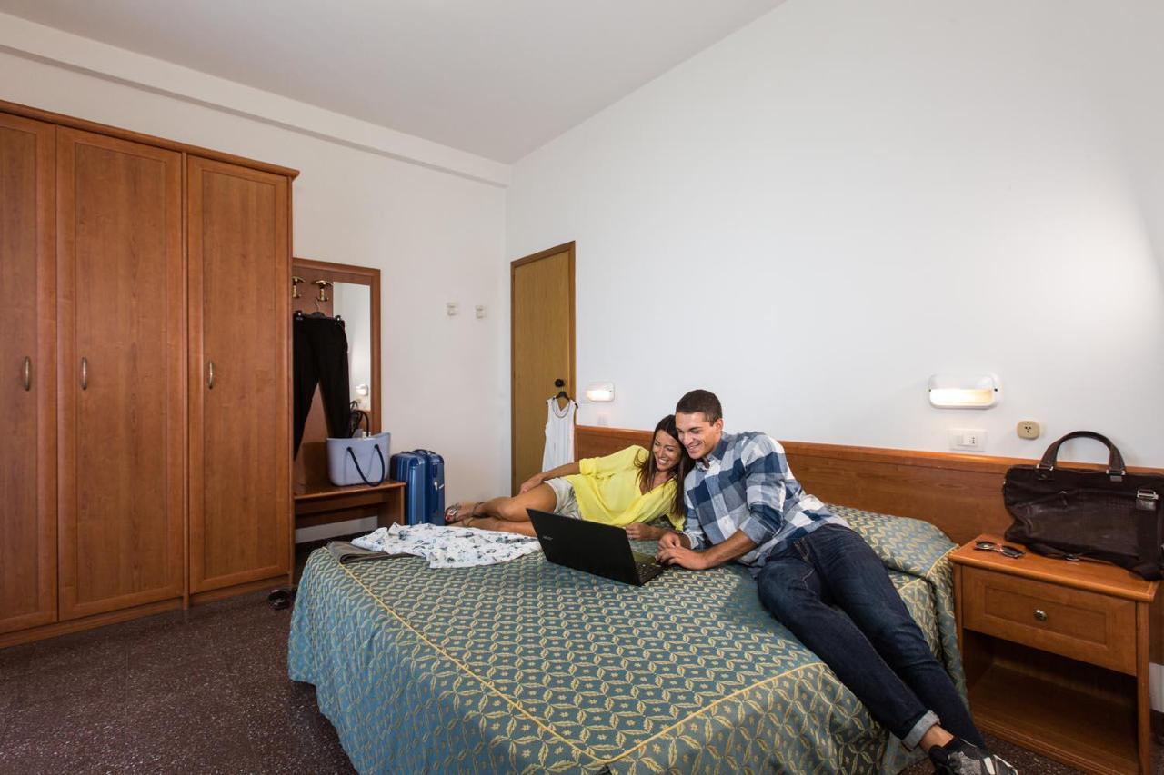 Hotel International Gabicce Mare Luaran gambar